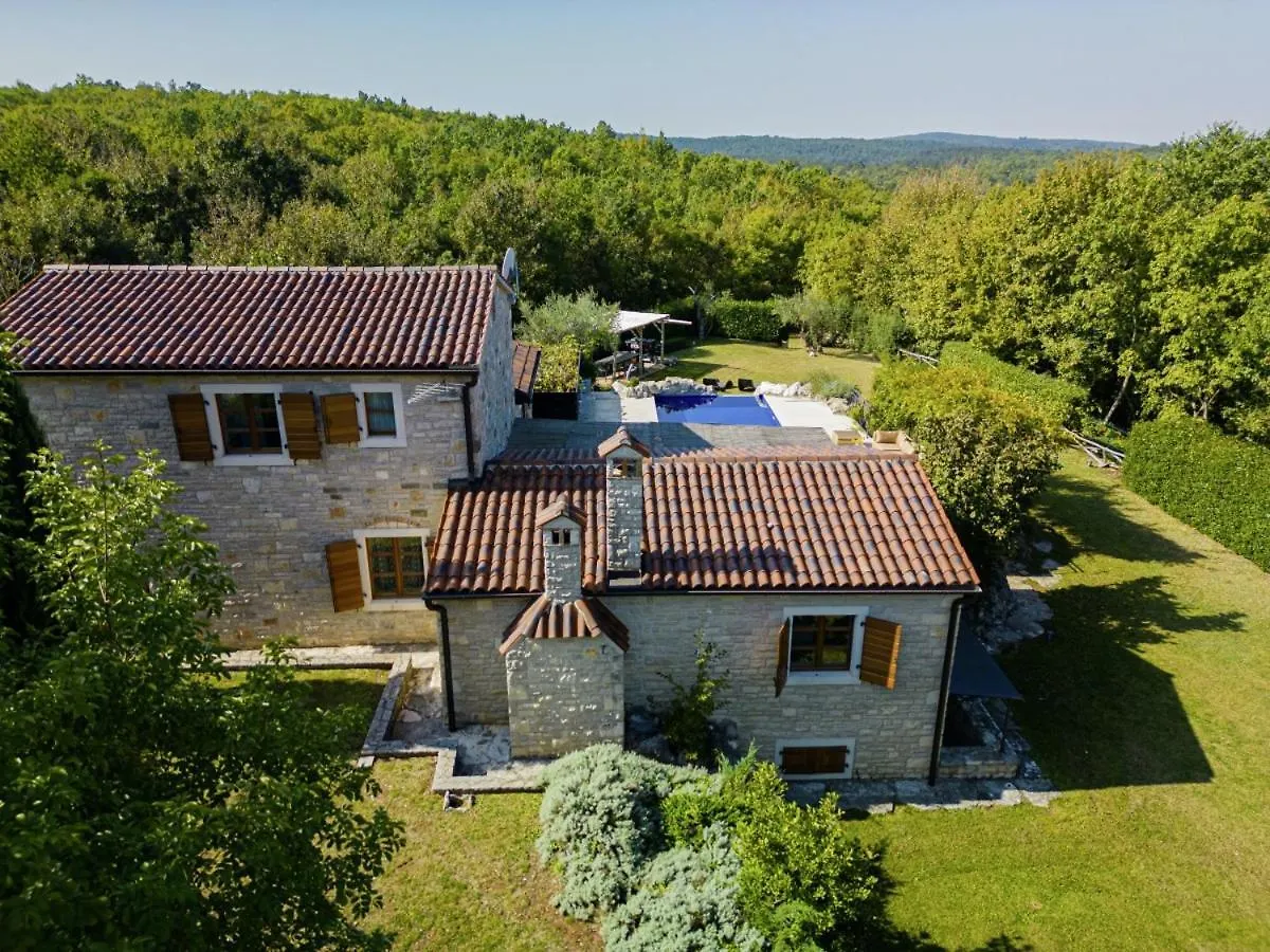 Villa Nonna Lucia In Kuberton - Haus Fuer 6 Personen Groznjan Croatia